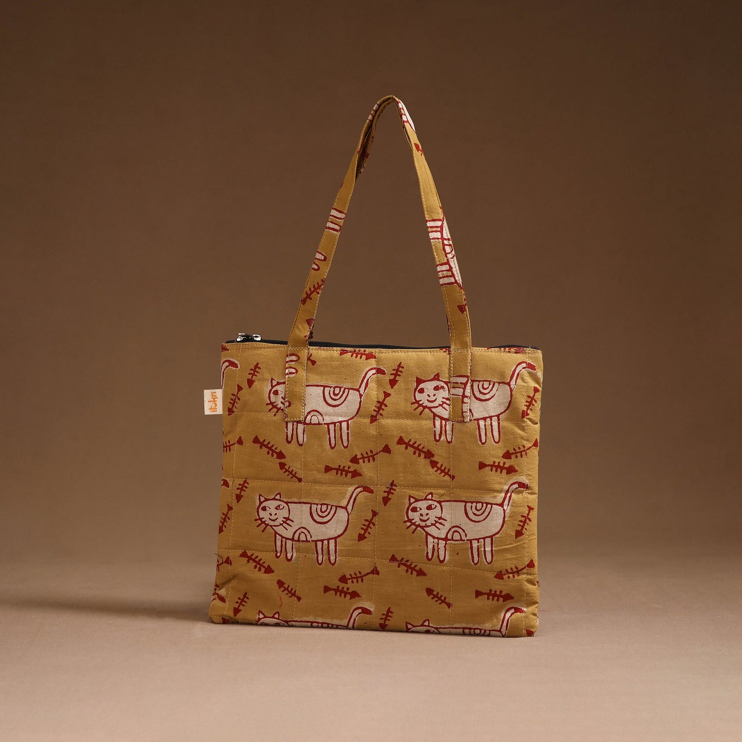 Handcrafted quilted handbag 16