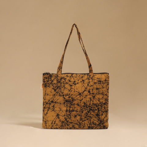 Handcrafted quilted handbag 17