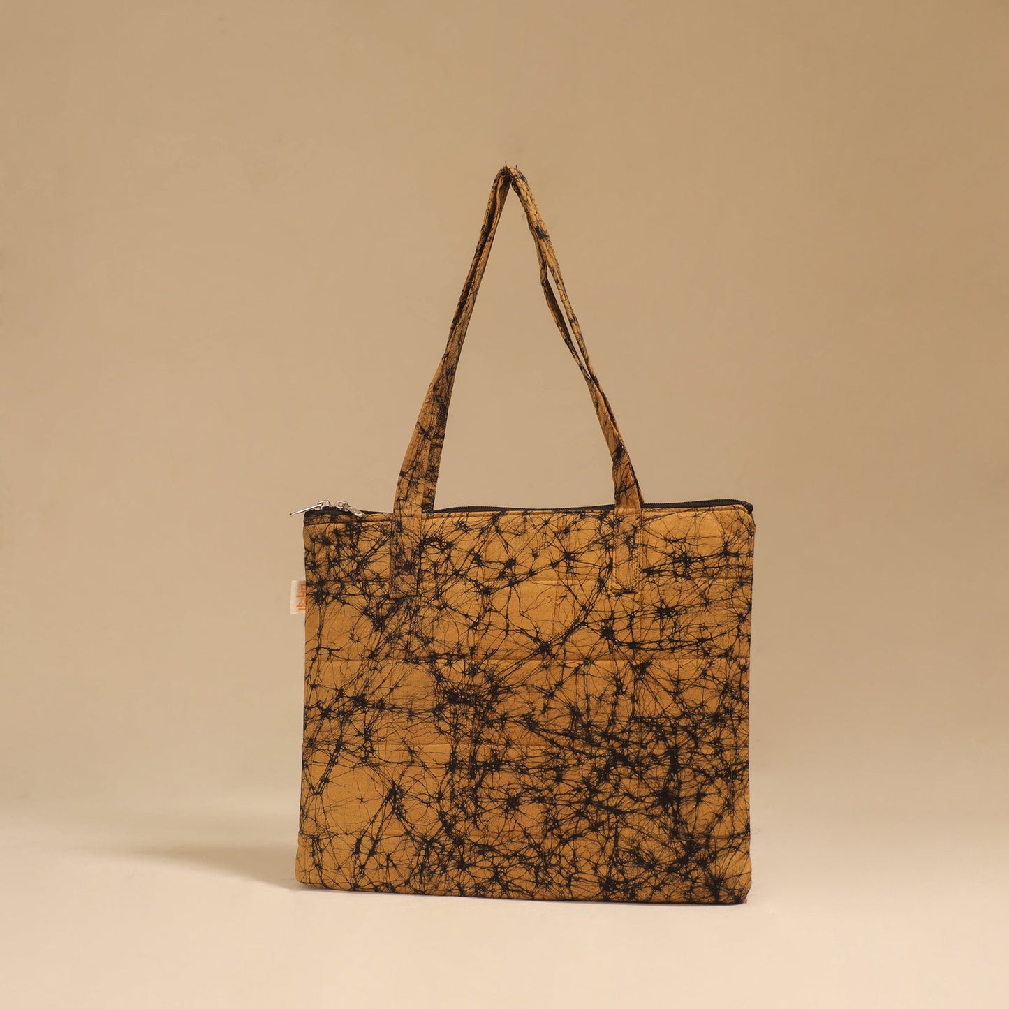 Handcrafted quilted handbag 17