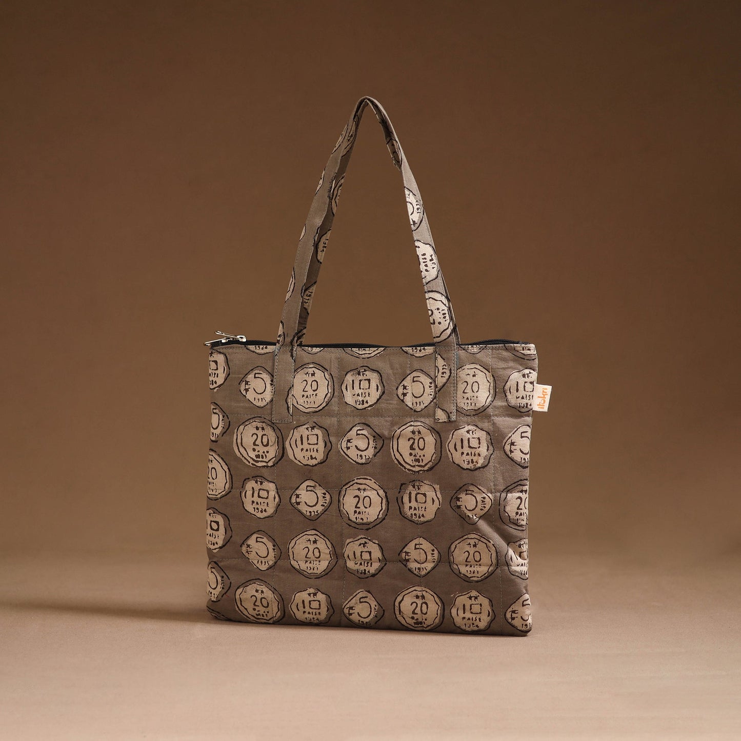 Handcrafted quilted handbag 18