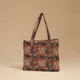 Handcrafted quilted handbag 18