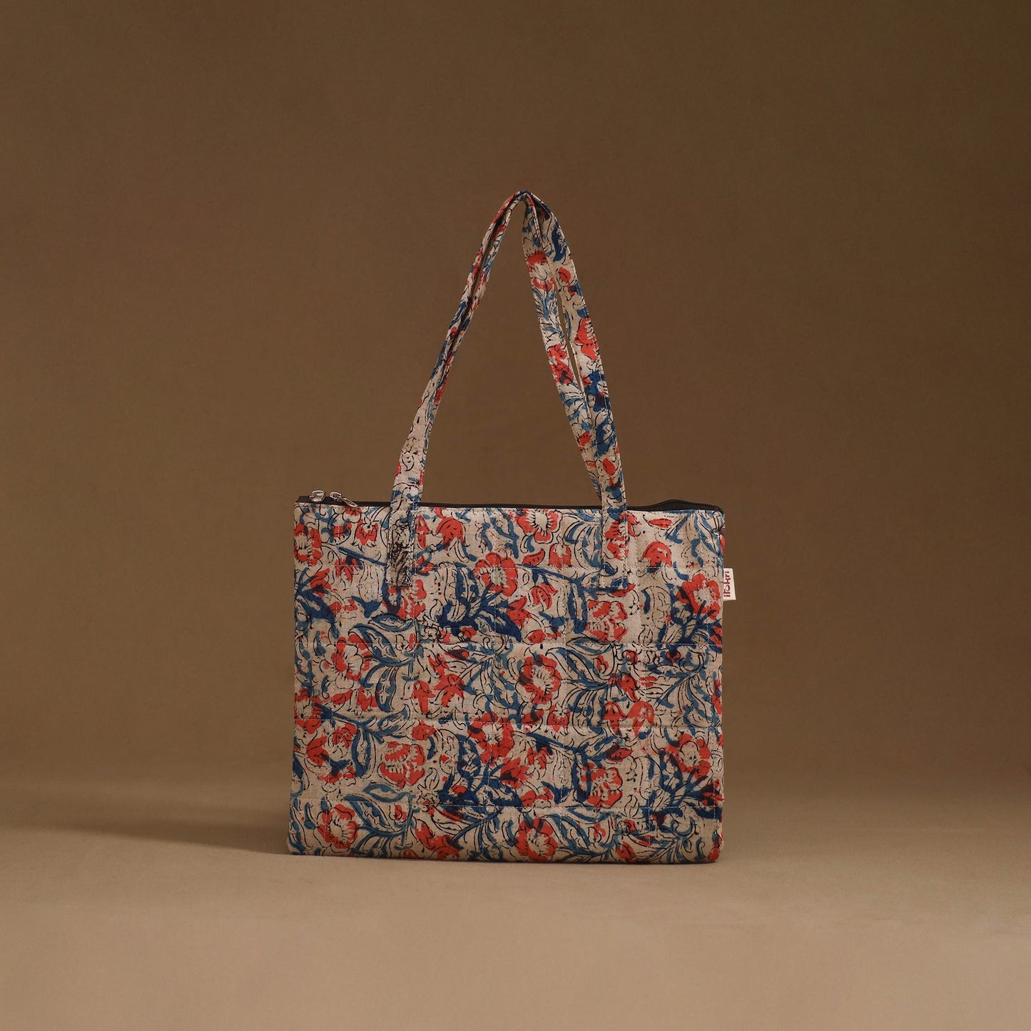 Handcrafted quilted handbag 18