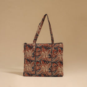 Handcrafted quilted handbag 18