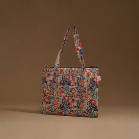 Handcrafted quilted handbag 18