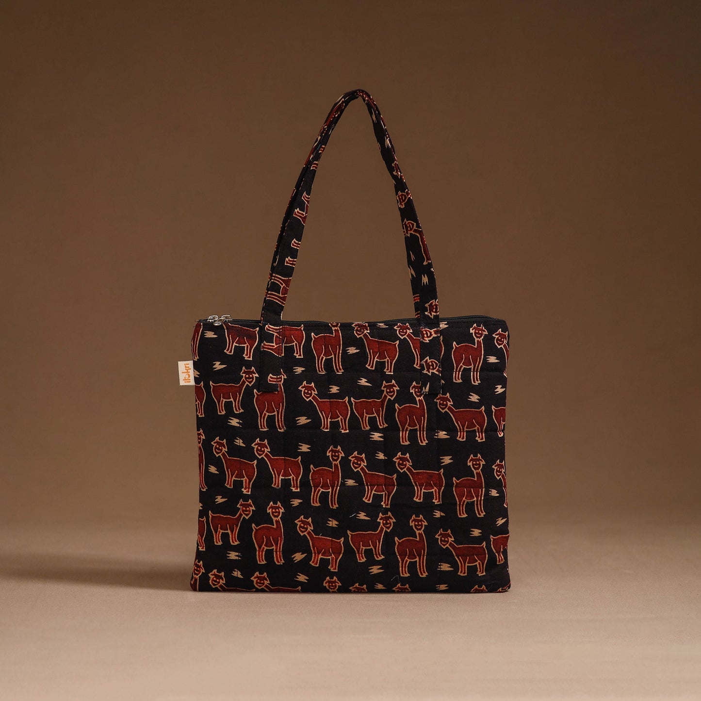 Handcrafted quilted handbag 20