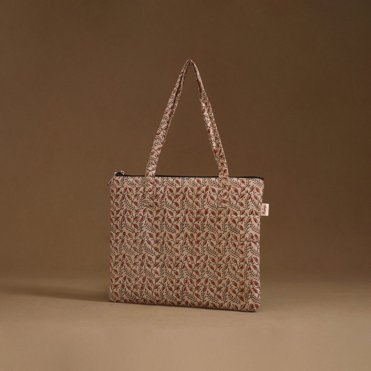 Handcrafted quilted handbag 20