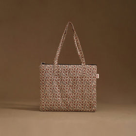 Handcrafted quilted handbag 20