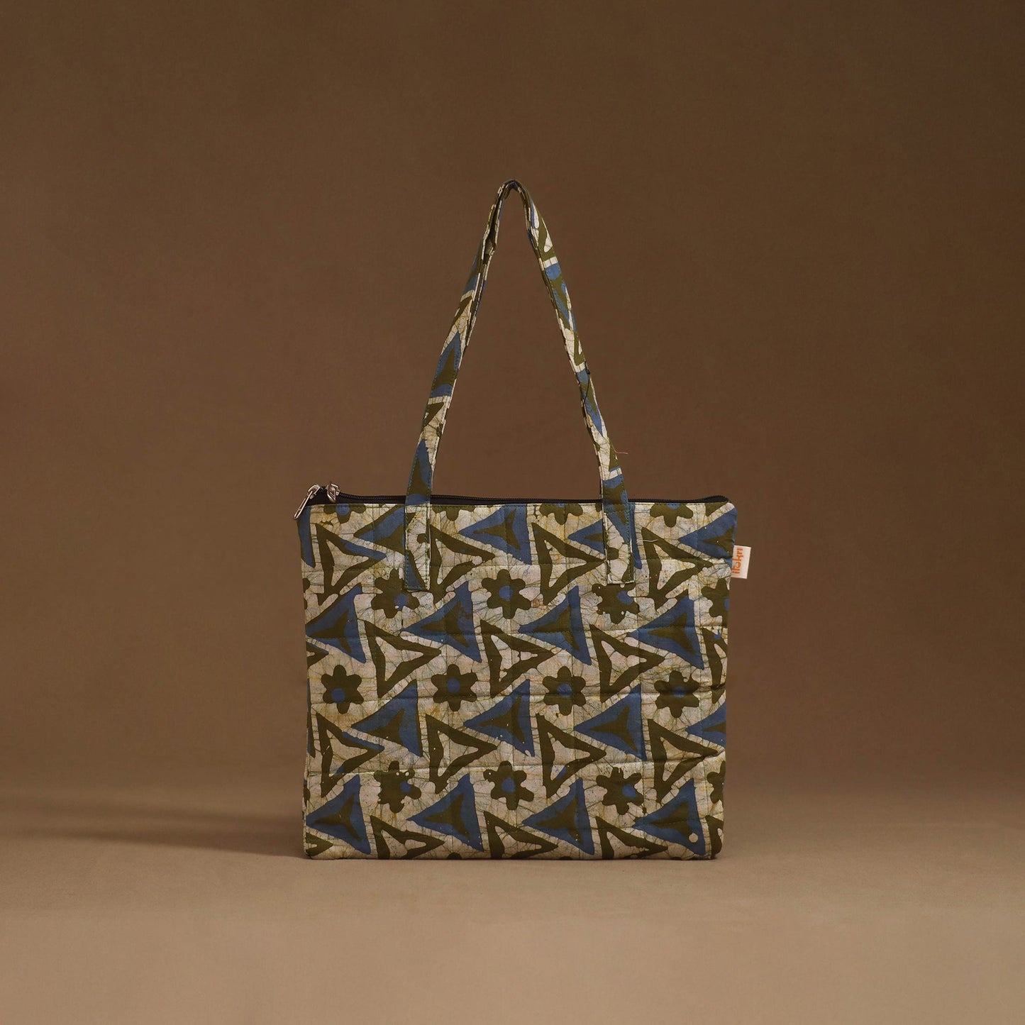 Handcrafted quilted handbag 22