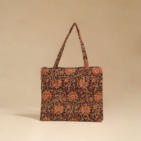 Handcrafted quilted handbag 24