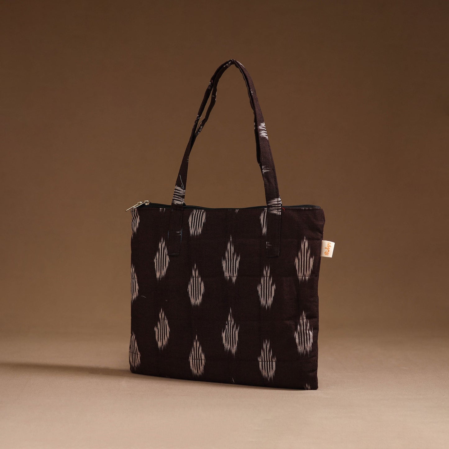 Handcrafted quilted handbag 26