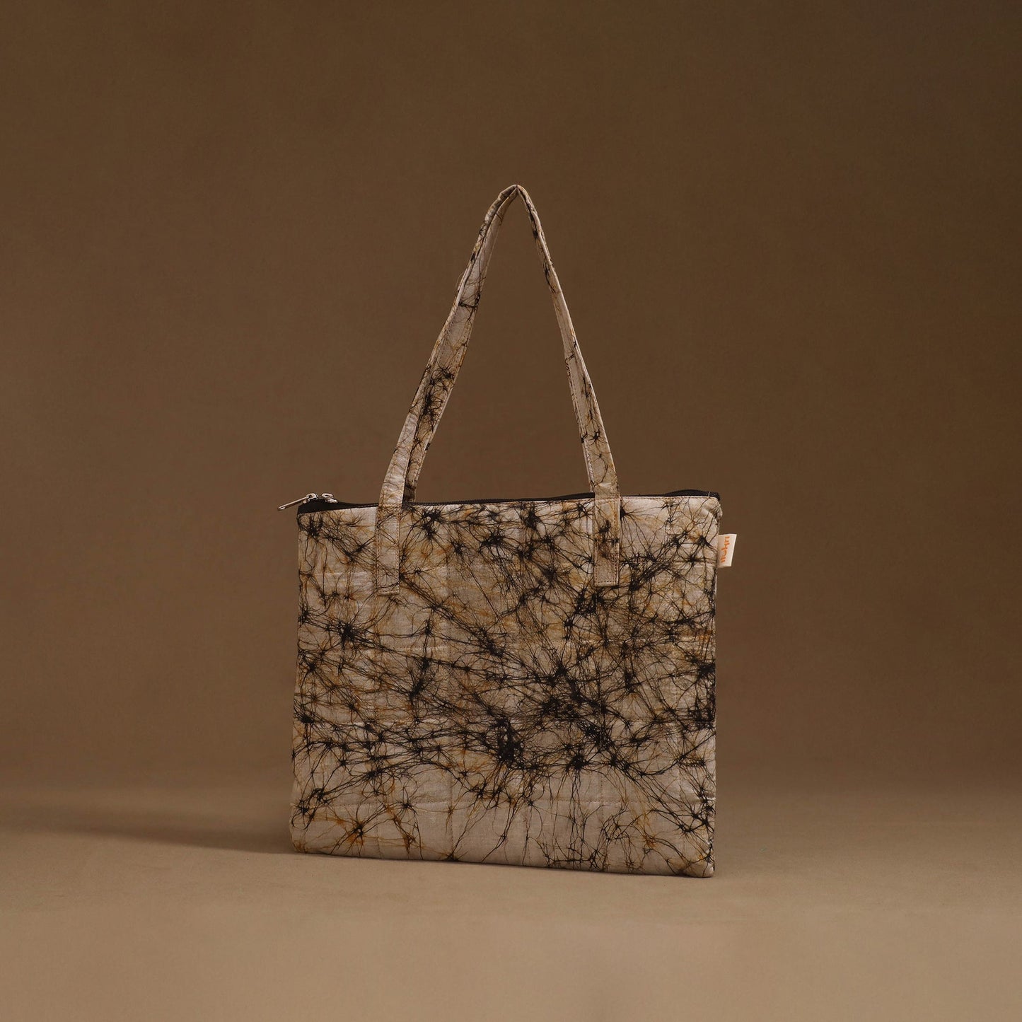 Handcrafted quilted handbag 27