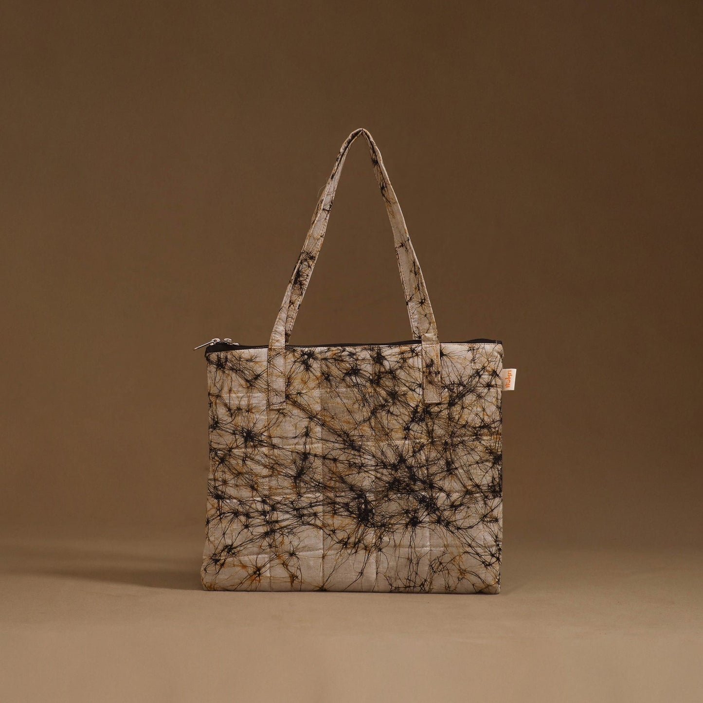 Handcrafted quilted handbag 27