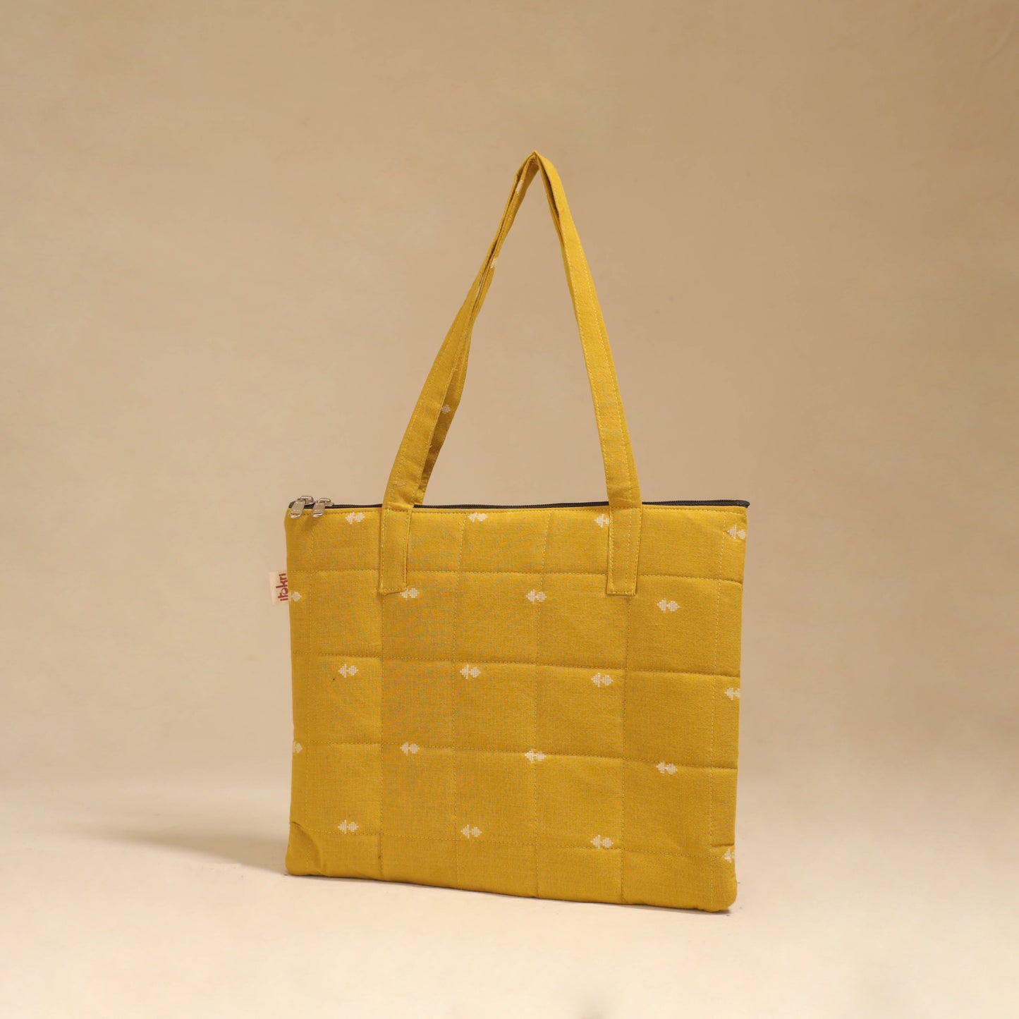 Handcrafted quilted handbag 27