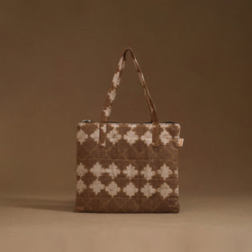 Handcrafted quilted handbag 31