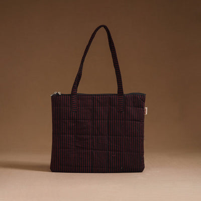 Handcrafted quilted handbag 31