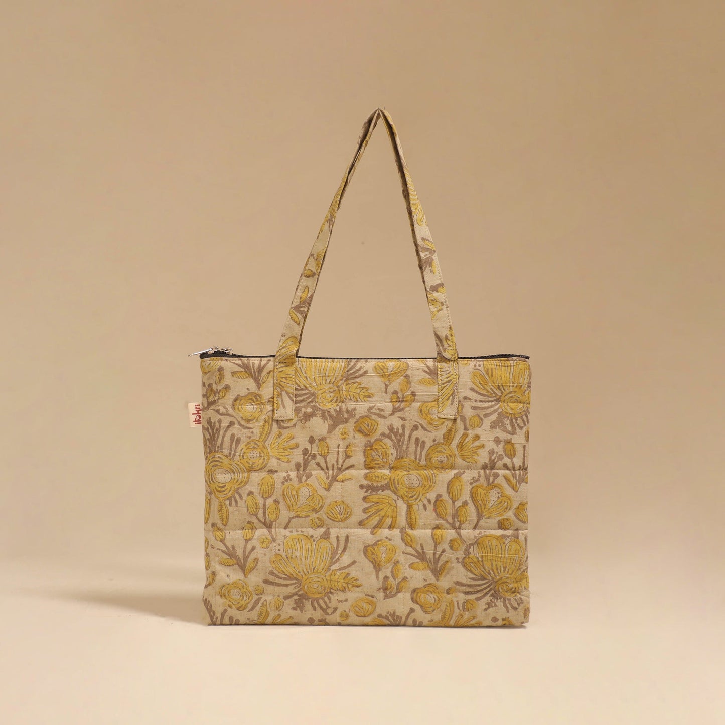 Handcrafted quilted handbag 32