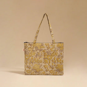 Handcrafted quilted handbag 32