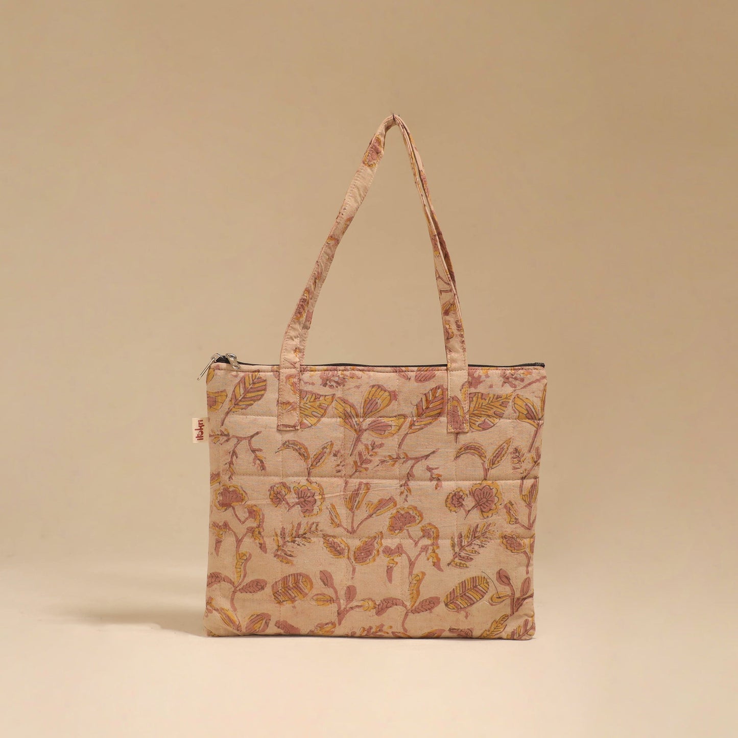 Handcrafted quilted handbag 33