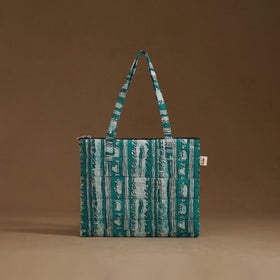 Handcrafted quilted handbag 33