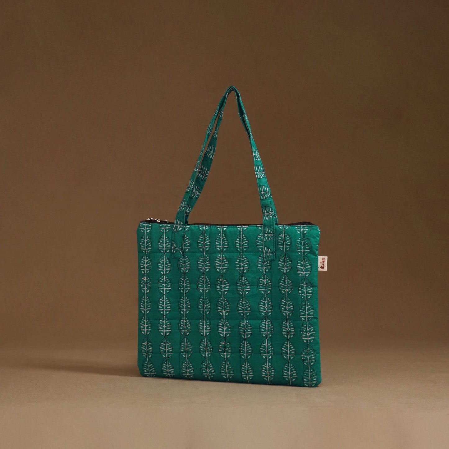 Handcrafted quilted handbag 35