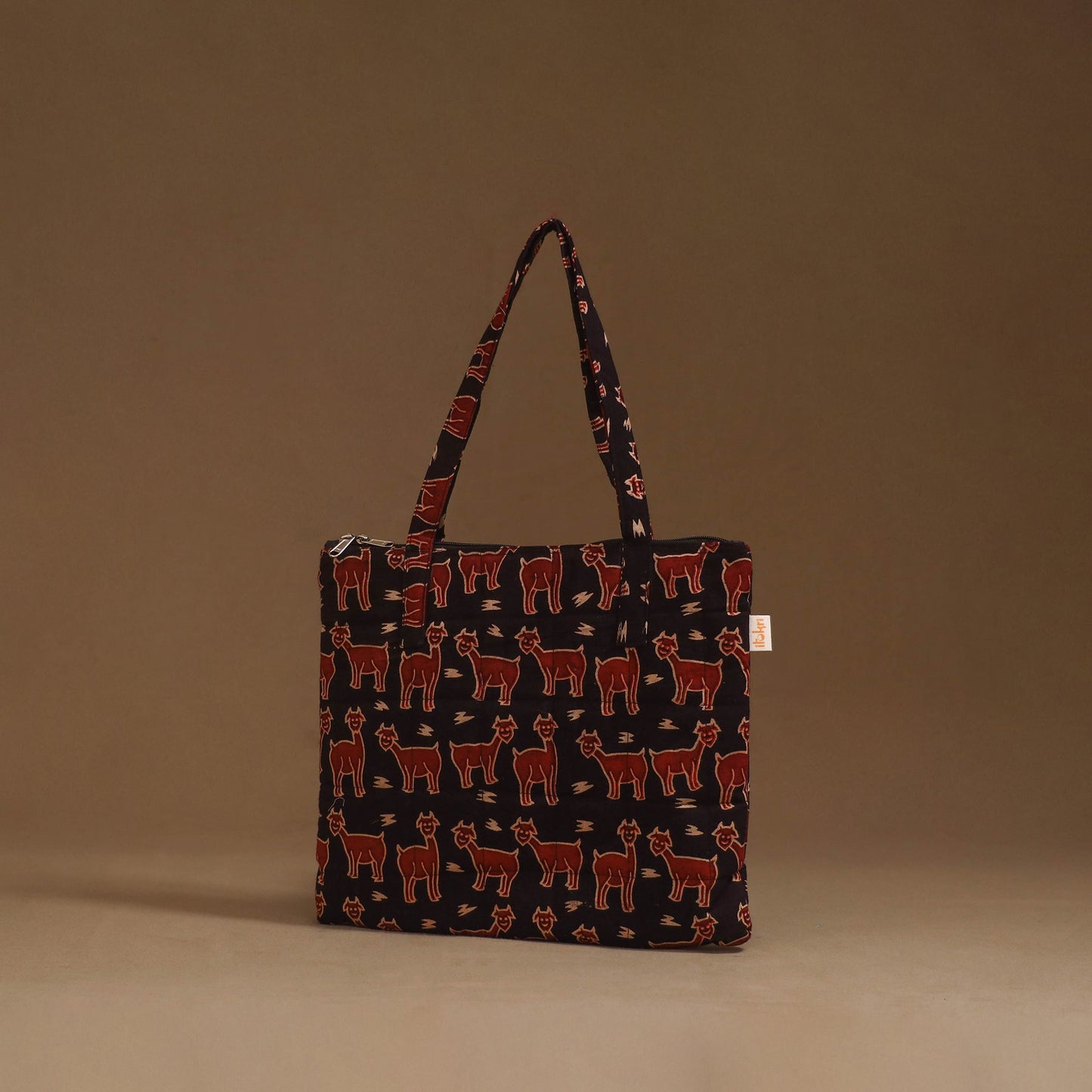 Handcrafted quilted handbag 36