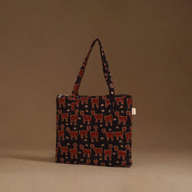 Handcrafted quilted handbag 36