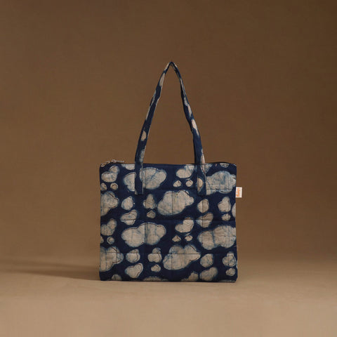 Handcrafted quilted handbag 38