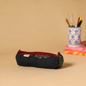 Handcrafted quilted pencil pouch 04