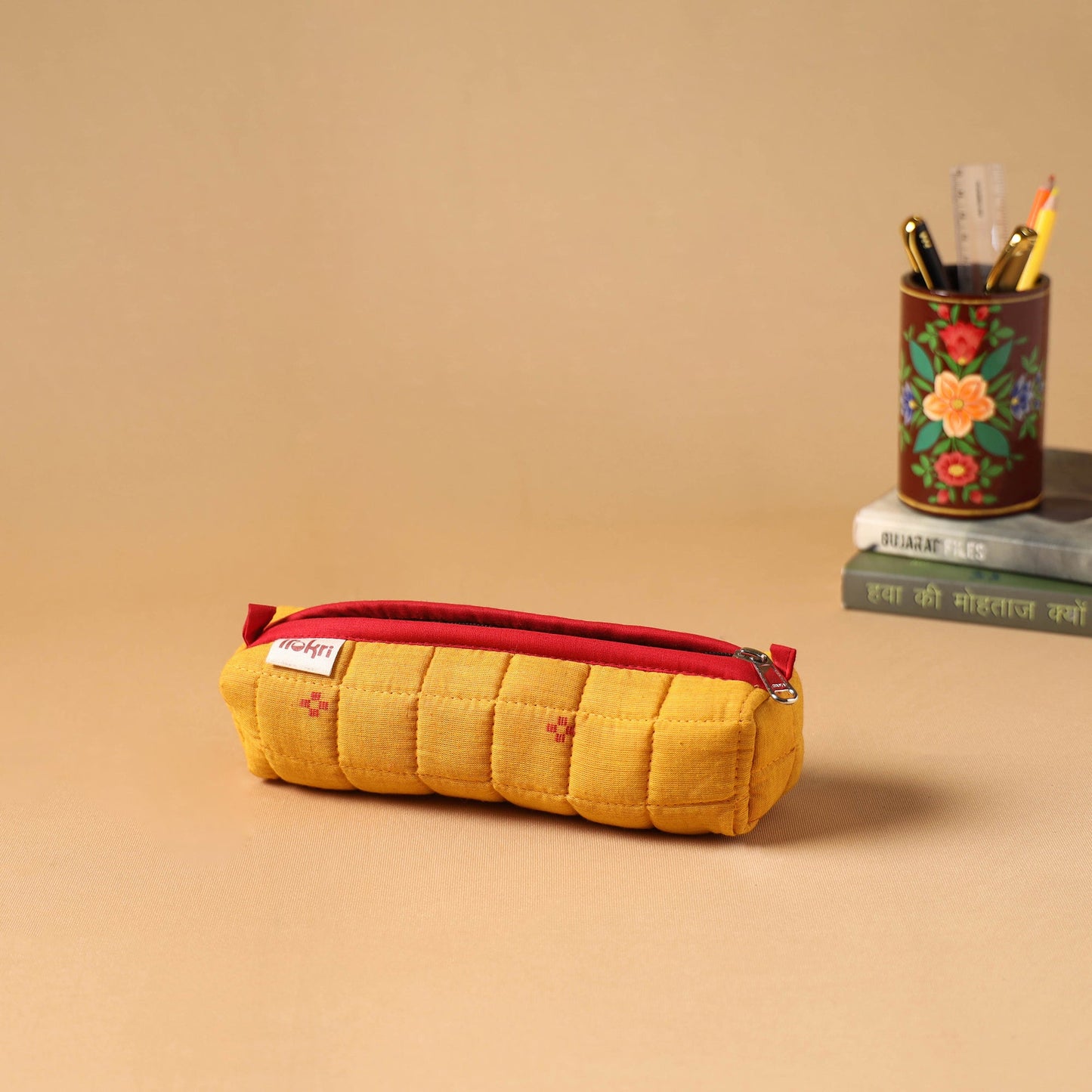 Handcrafted quilted pencil pouch 08