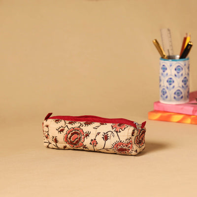 Handcrafted quilted pencil pouch 10