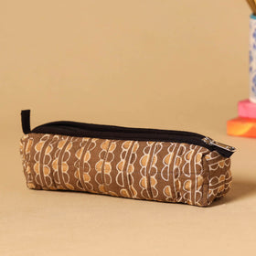 Handcrafted quilted pencil pouch 12