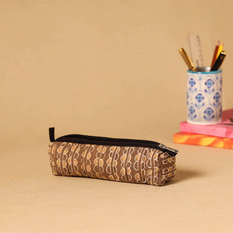 Handcrafted quilted pencil pouch 12