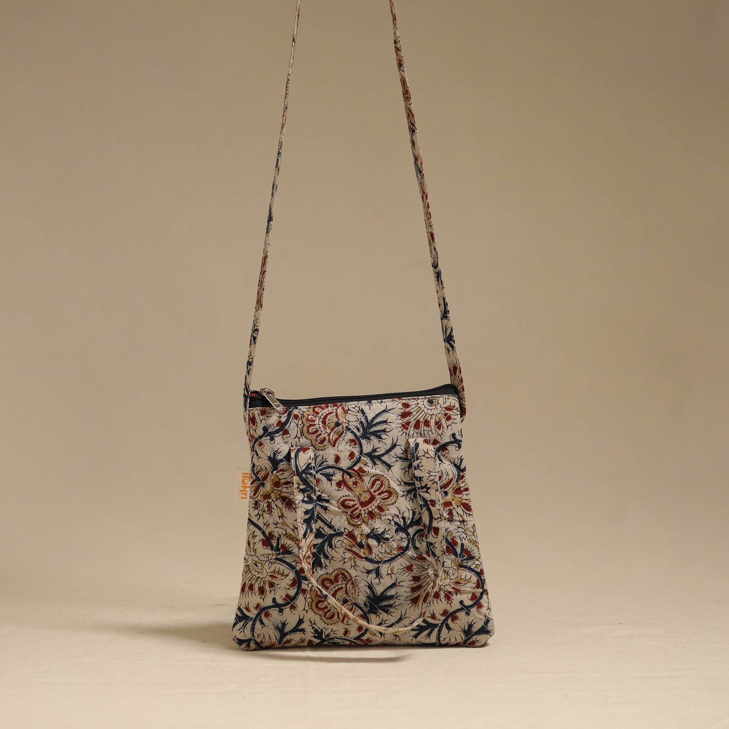 Handcrafted quilted sling bag 03