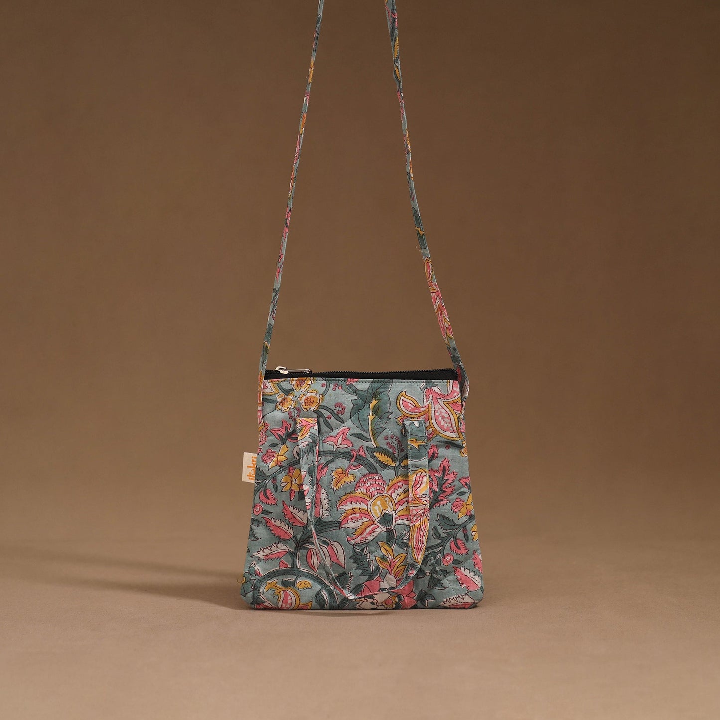 Handcrafted quilted sling bag 04