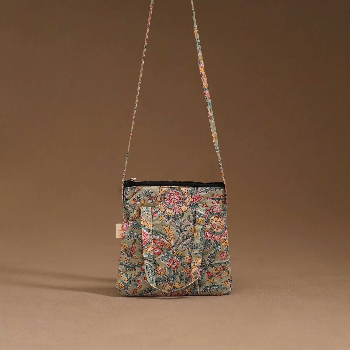 Handcrafted quilted sling bag 05