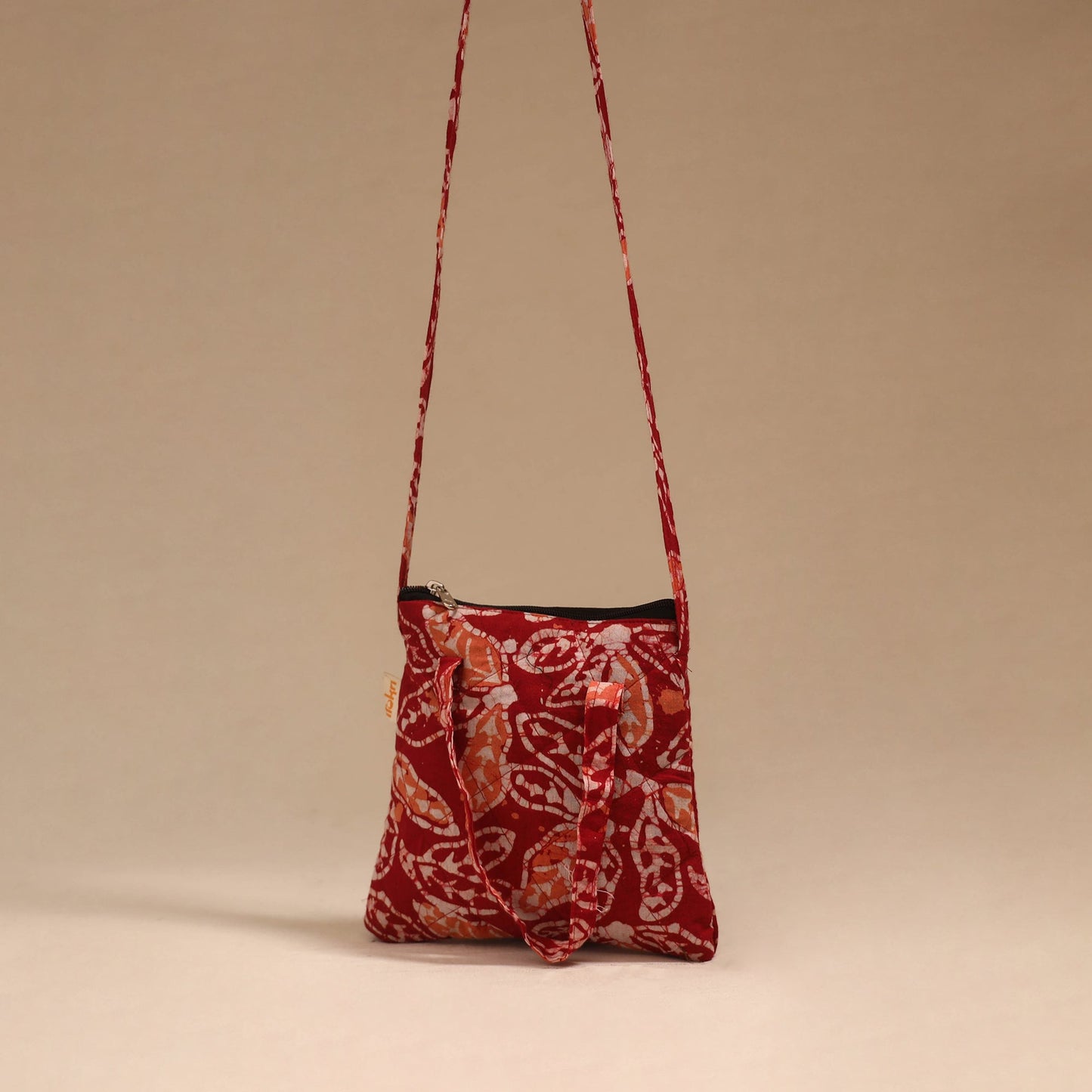 Handcrafted quilted sling bag 06