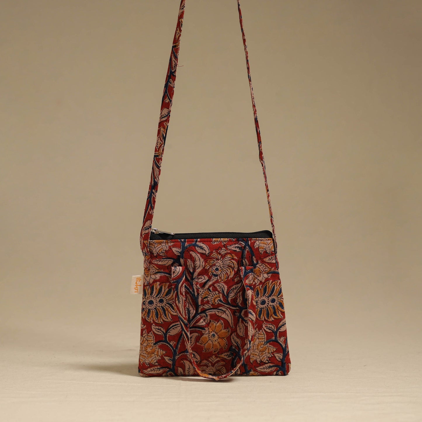 Handcrafted quilted sling bag 08