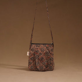 Handcrafted quilted sling bag 22