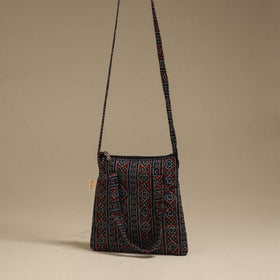 Handcrafted quilted sling bag 25