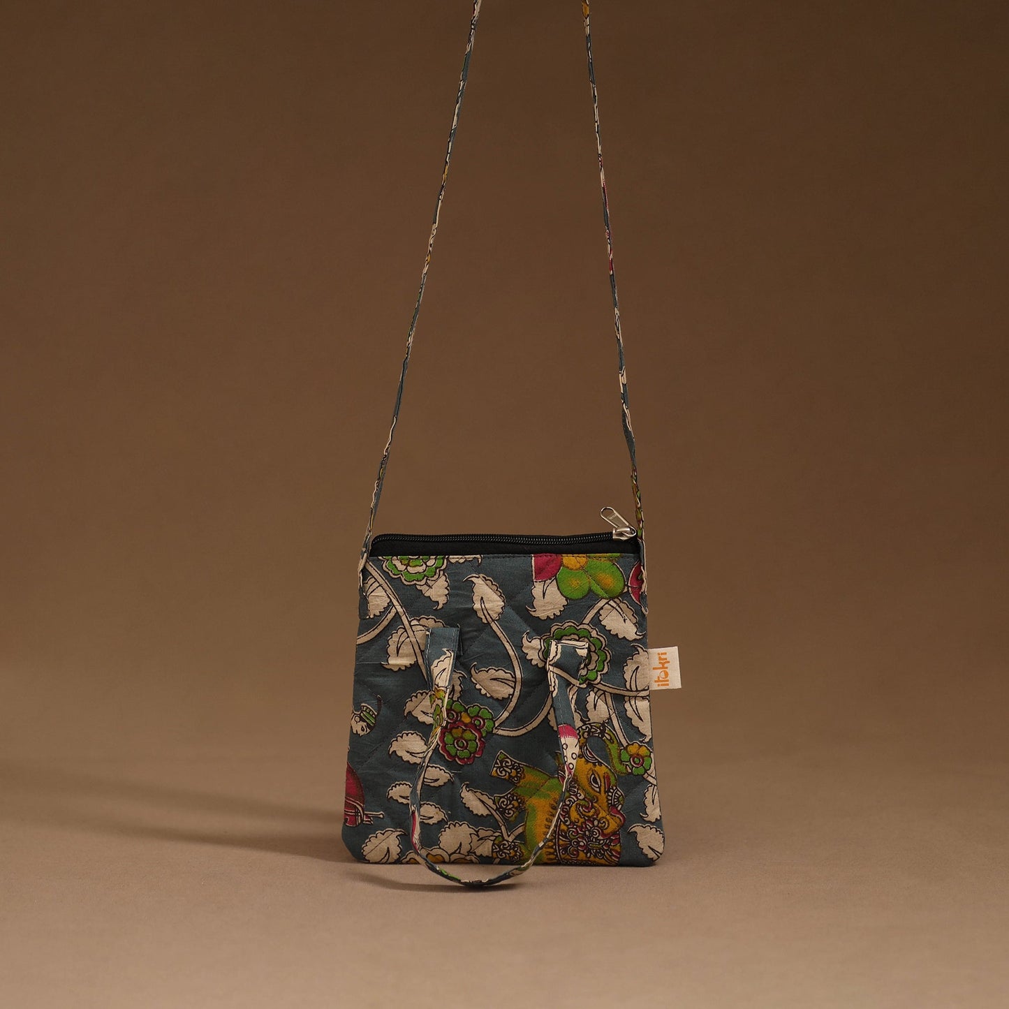 Handcrafted quilted sling bag 38