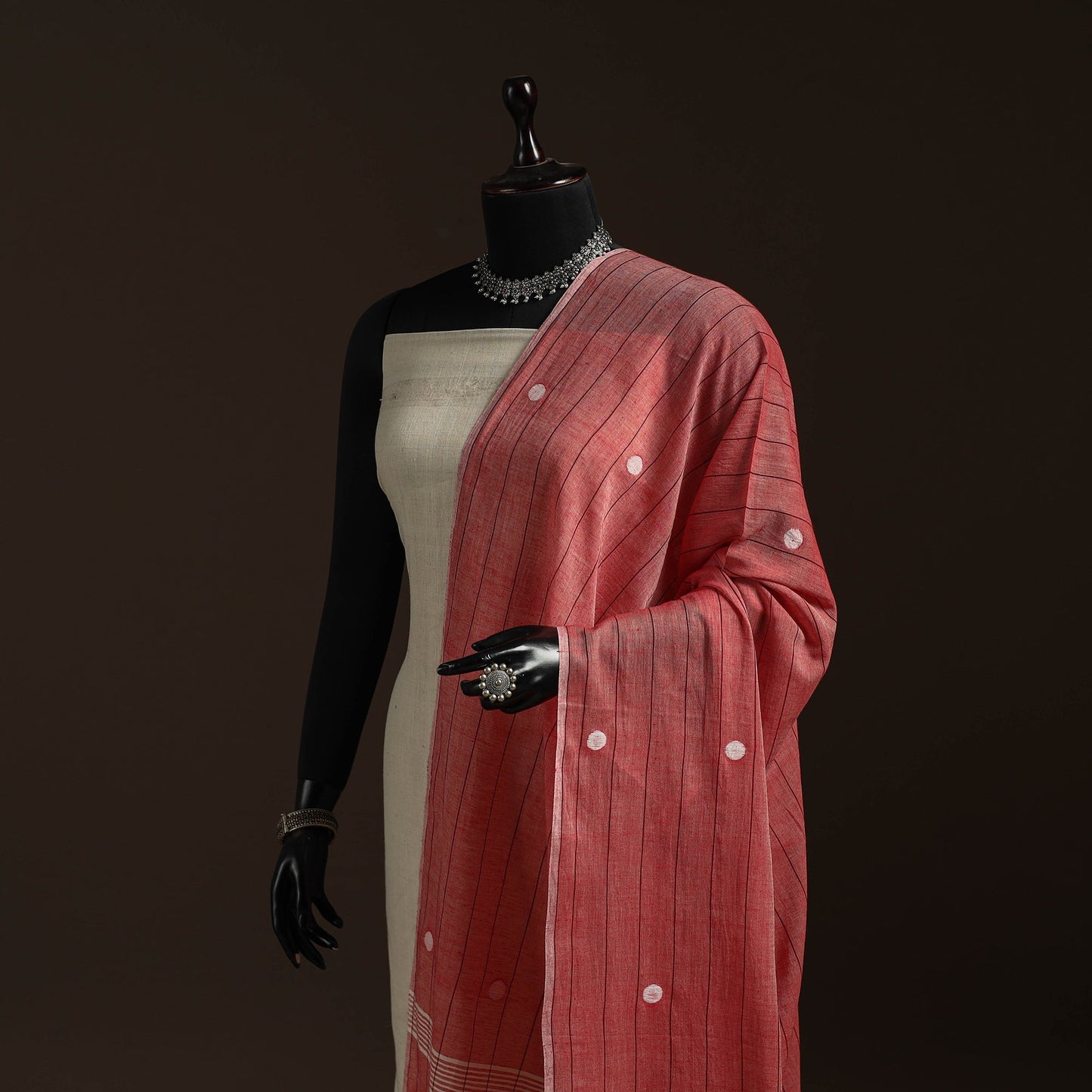 Handloom cotton burdwan jamdani dupatta 12 - handcrafted