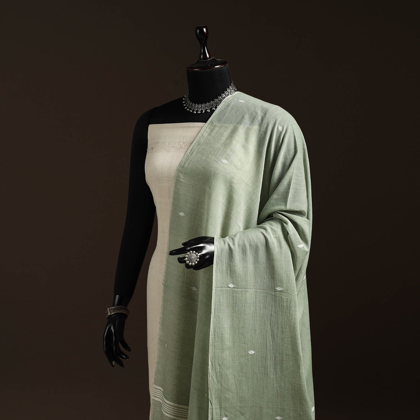 Handloom cotton burdwan jamdani dupatta 13 - handcrafted