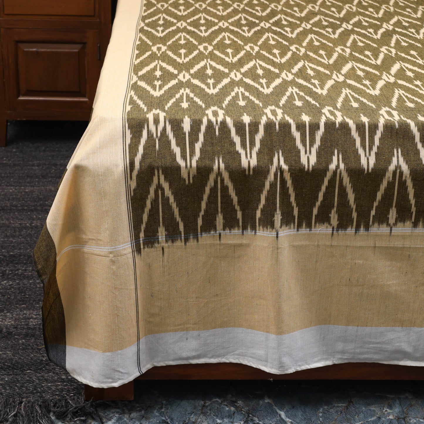 Handloom cotton double pochampally ikat bed sheet set (108