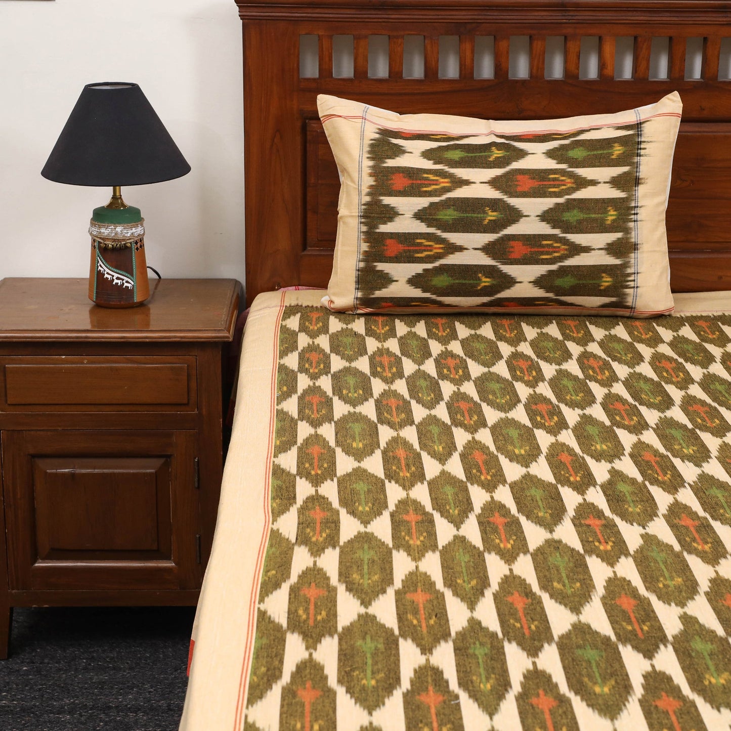 Handloom cotton double pochampally ikat bed sheet set (108