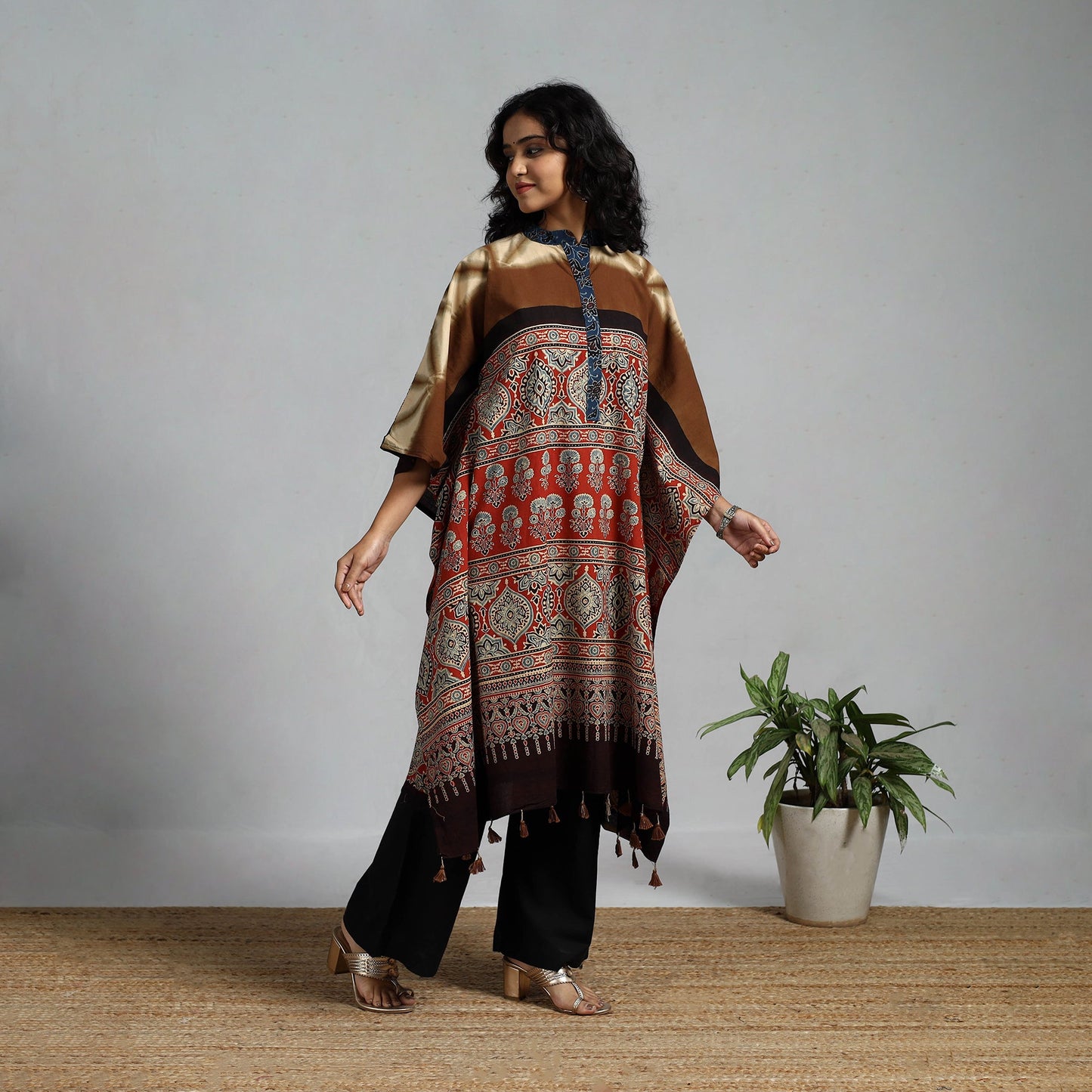 Handloom cotton natural dyed medium kaftan 02 - handcrafted