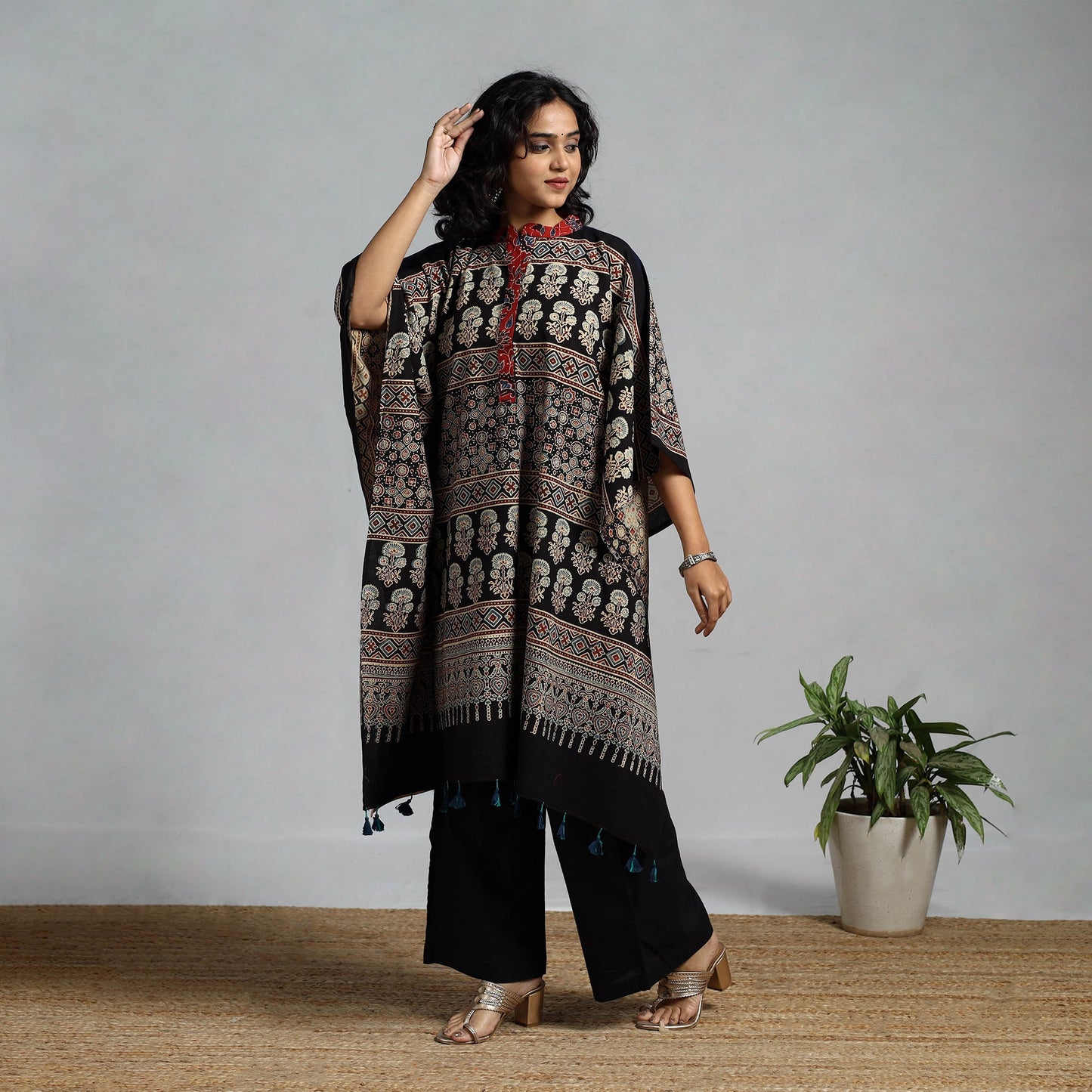 Handloom cotton natural dyed medium kaftan 08 - handcrafted