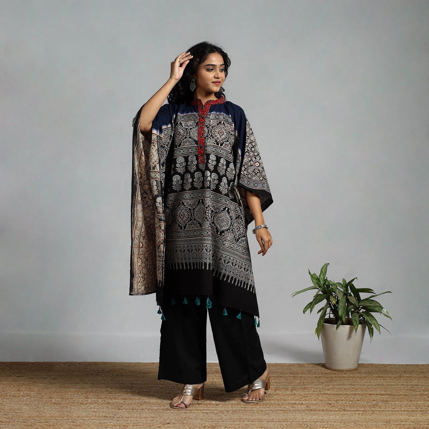 Handloom cotton natural dyed medium kaftan 17 - handcrafted
