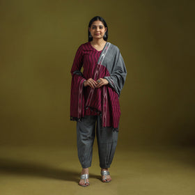 Handloom cotton pochampally ikat 3pc kurta set for women 01