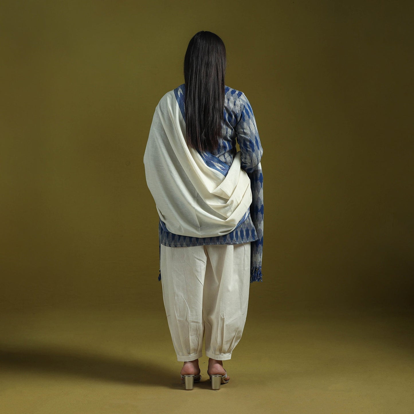 Handloom cotton pochampally ikat 3pc kurta set for women 02