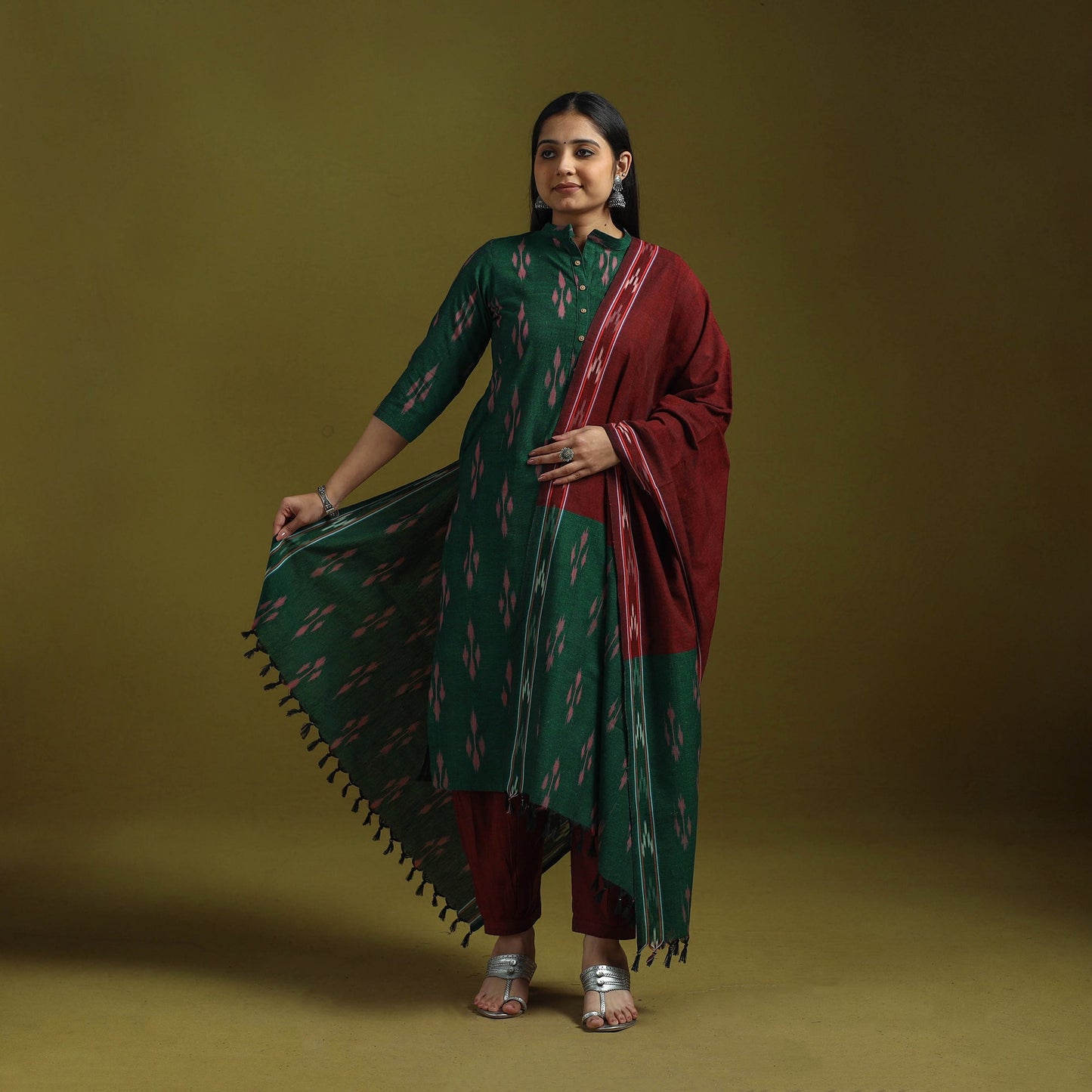 Handloom cotton pochampally ikat 3pc kurta set for women 04